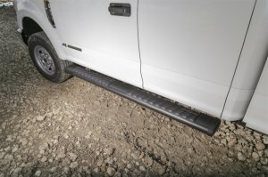 Chevrolet Full Size Truck Nerf Bars - Dee Zee - 6 in. Oval - Textured Black - `99-`23 Chevrolet Full Size Truck Nerf Bars - Dee Zee - 6 in. Oval - Textured Black - `99-`23